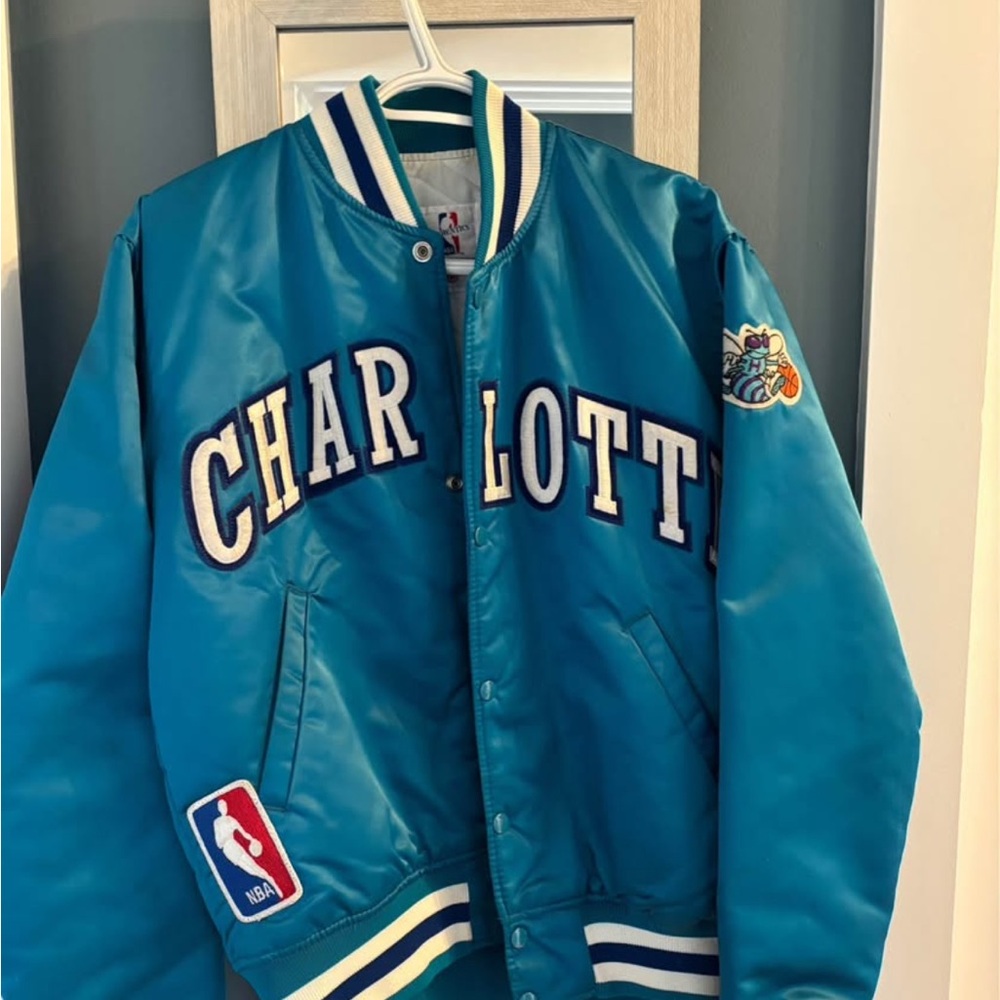 VINTAGE STARTER Puffer Jacket - CHARLOTTE HORNETS